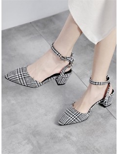 Pointed Toe Plaid Ankle Strap Sandals - White Eu 36